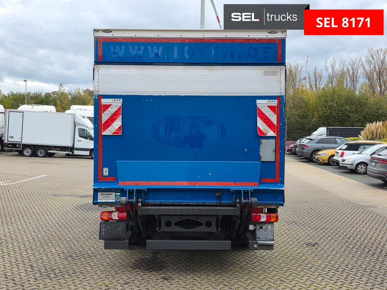 Camión caja cerrada Mercedes-Benz Atego 1221 / Ladebordwand: foto 6