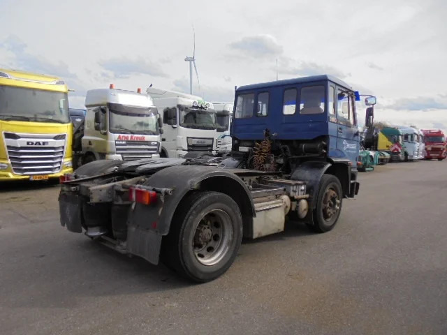 DAF 2100 DHTD - Cabeza tractora: foto 3 DAF 2100 DHTD - Cabeza tractora: foto 3