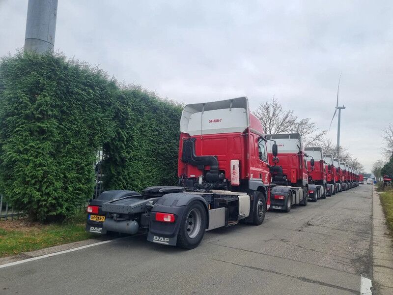 DAF CF 410 52 UNITS IN STOCK - Cabeza tractora: foto 3 DAF CF 410 52 UNITS IN STOCK - Cabeza tractora: foto 3