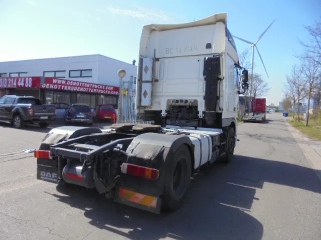 DAF XF 105.460 SUPERSPACE - Cabeza tractora: foto 4 DAF XF 105.460 SUPERSPACE - Cabeza tractora: foto 4