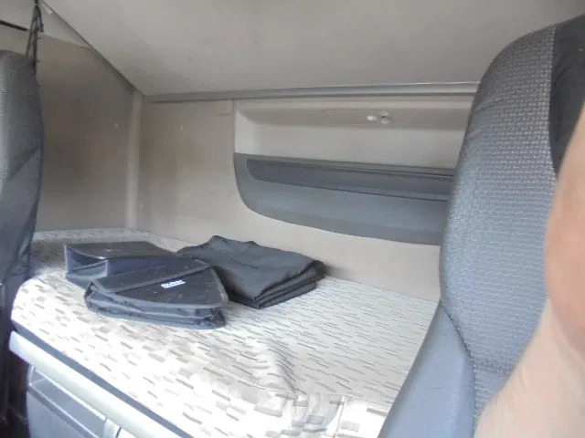 Cabeza tractora DAF XF 440 NL TRUCK: foto 16 Cabeza tractora DAF XF 440 NL TRUCK: foto 16