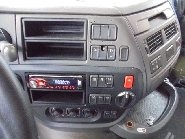 Cabeza tractora DAF XF 440 SPACE CAB: foto 10