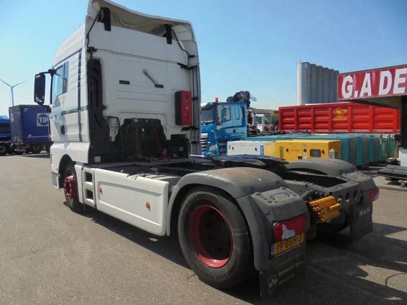 MAN TGX 18.400 - Cabeza tractora: foto 4 MAN TGX 18.400 - Cabeza tractora: foto 4