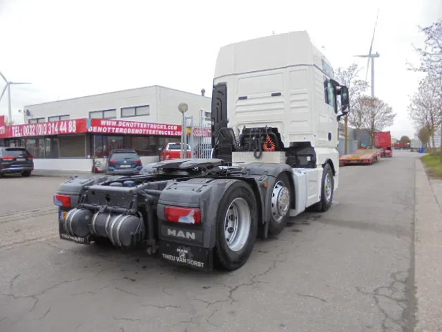 MAN TGX 26.500 6X2 EUR6 SMART TACHO 20X IN STOCK - Cabeza tractora: foto 5 MAN TGX 26.500 6X2 EUR6 SMART TACHO 20X IN STOCK - Cabeza tractora: foto 5