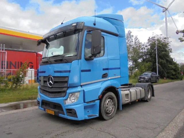 Mercedes-Benz Actros 1842 LS - Cabeza tractora: foto 1 Mercedes-Benz Actros 1842 LS - Cabeza tractora: foto 1