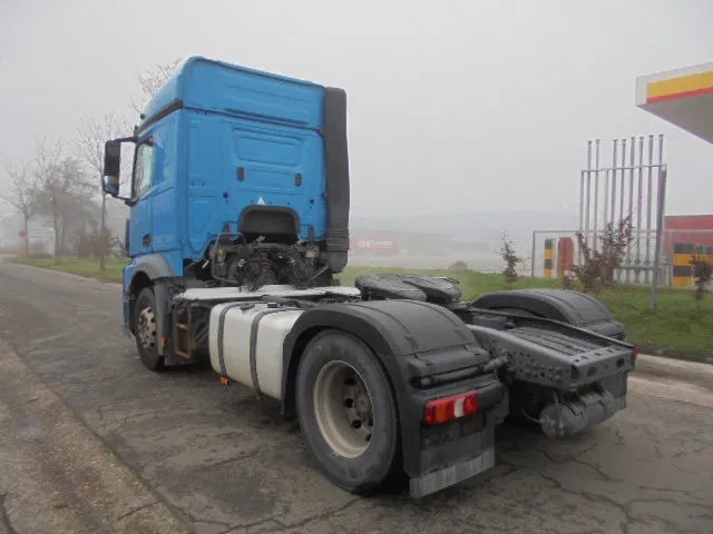 Cabeza tractora Mercedes-Benz Actros 1842 LS EUR6: foto 6