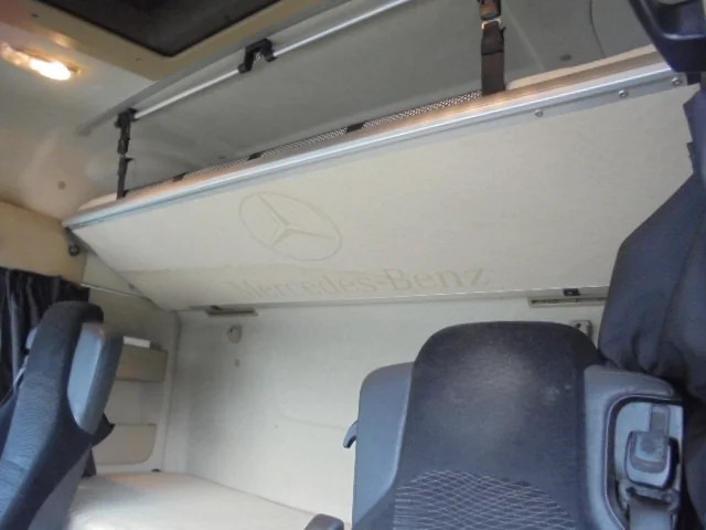 Cabeza tractora Mercedes-Benz Actros 1842 LS EUR6: foto 9