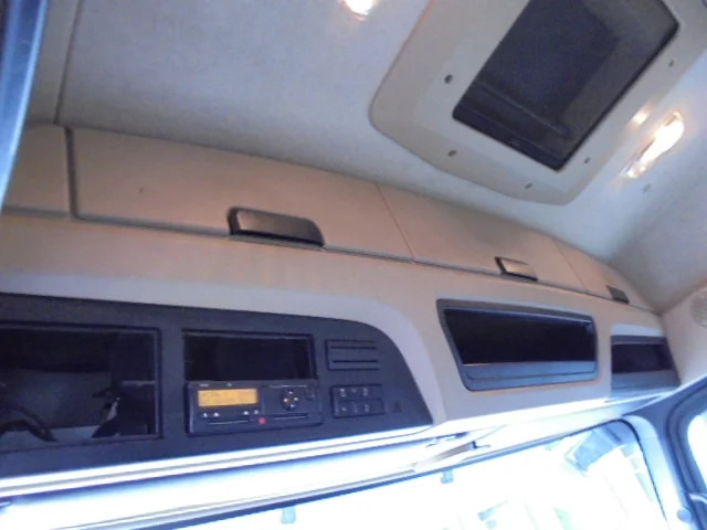 Cabeza tractora Mercedes-Benz Actros 1842 LS EUR6: foto 10