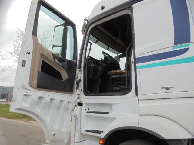 Cabeza tractora Mercedes-Benz Actros 1943 LS: foto 10 Cabeza tractora Mercedes-Benz Actros 1943 LS: foto 10