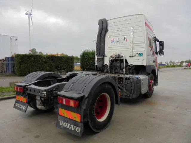 Volvo FM 12.420 EURO 6 - Cabeza tractora: foto 4 Volvo FM 12.420 EURO 6 - Cabeza tractora: foto 4