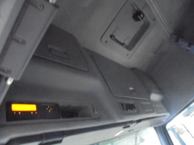 Cabeza tractora Volvo FM 400 GLOBETROTTER ADR NL TRUCK +TANK TRAILER: foto 9 Cabeza tractora Volvo FM 400 GLOBETROTTER ADR NL TRUCK +TANK TRAILER: foto 9