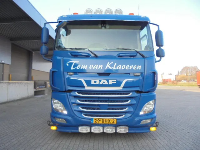 DAF CF 370 ADR SPECIAAL VOOR DE KERMIS - Portacontenedore/ Intercambiable camión: foto 2 DAF CF 370 ADR SPECIAAL VOOR DE KERMIS - Portacontenedore/ Intercambiable camión: foto 2