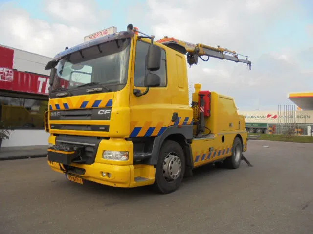 DAF CF 85 360 NL TRUCK - Grua de remolque autos: foto 1 DAF CF 85 360 NL TRUCK - Grua de remolque autos: foto 1