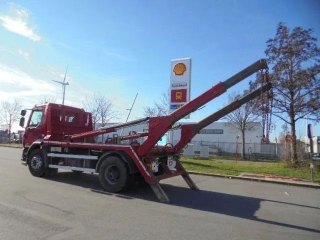 Portacontenedor de cadenas camión DAF LF LF 320: foto 11 Portacontenedor de cadenas camión DAF LF LF 320: foto 11