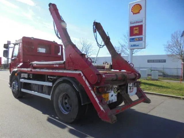 Portacontenedor de cadenas camión DAF LF LF 320: foto 6 Portacontenedor de cadenas camión DAF LF LF 320: foto 6