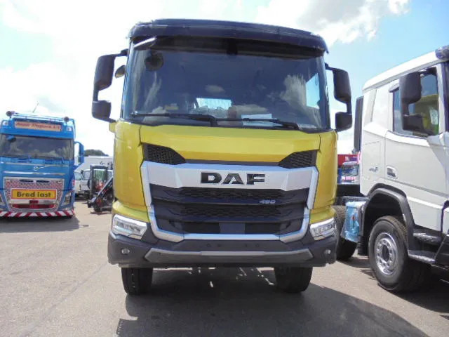 DAF XD 450 F 8X4 NIEUW MET FABRIEKS GARANTIE - Chasis camión: foto 2 DAF XD 450 F 8X4 NIEUW MET FABRIEKS GARANTIE - Chasis camión: foto 2