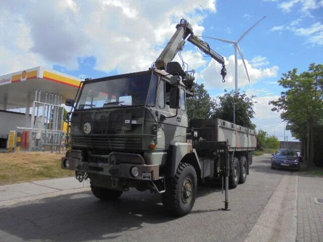 DAF YHZ 2300 6X6 + HIAB CRANE - Camión grúa: foto 1 DAF YHZ 2300 6X6 + HIAB CRANE - Camión grúa: foto 1