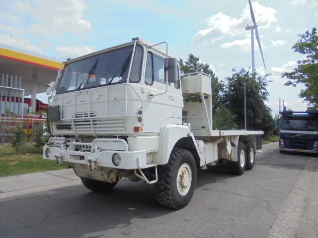 DAF YTZ 2300 6X6 FULL STEEL - Camión caja abierta: foto 1 DAF YTZ 2300 6X6 FULL STEEL - Camión caja abierta: foto 1