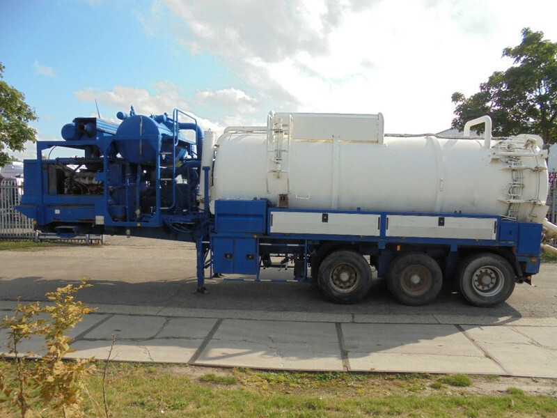 Diversen HUWER 2 ALPHA 40 - Cisterna semirremolque: foto 1 Diversen HUWER 2 ALPHA 40 - Cisterna semirremolque: foto 1