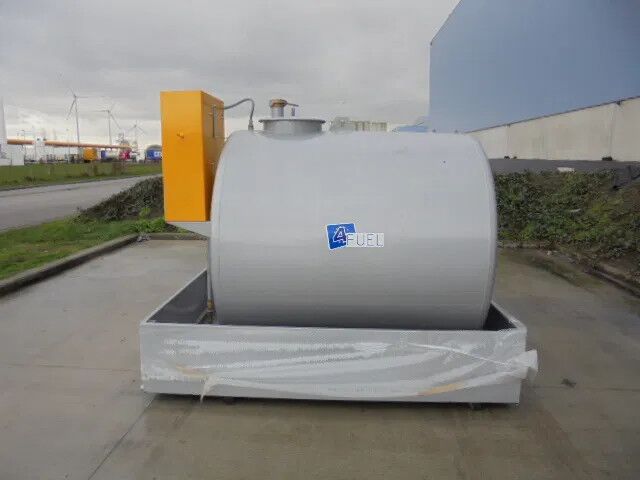 Emiliana Serbatoi TF3/50 NEW STOCK NOW - Contenedor cisterna: foto 3 Emiliana Serbatoi TF3/50 NEW STOCK NOW - Contenedor cisterna: foto 3