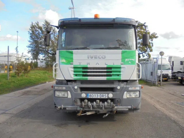 Iveco Stralis 270 - Cisterna camión: foto 2 Iveco Stralis 270 - Cisterna camión: foto 2