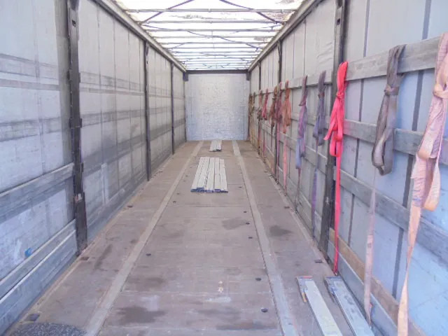 Semirremolque lona Kögel SNCC 24: foto 9 Semirremolque lona Kögel SNCC 24: foto 9