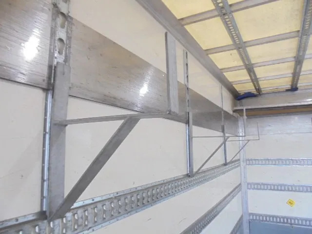 Camión caja cerrada MAN TGM 12.250 NL TRUCK: foto 12