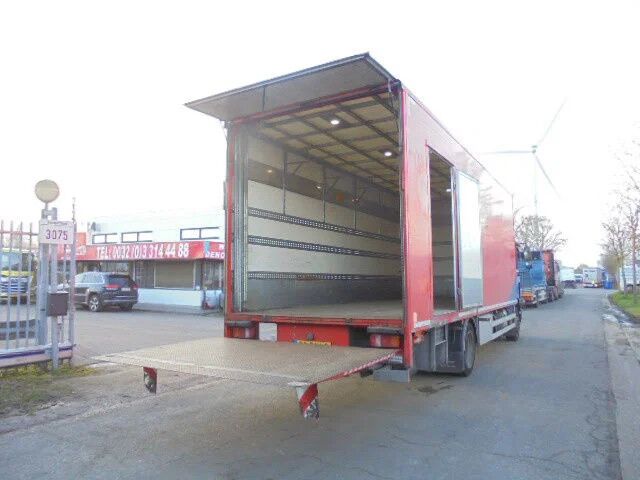 MAN TGM 12-250 NL TRUCK - Camión caja cerrada: foto 4 MAN TGM 12-250 NL TRUCK - Camión caja cerrada: foto 4