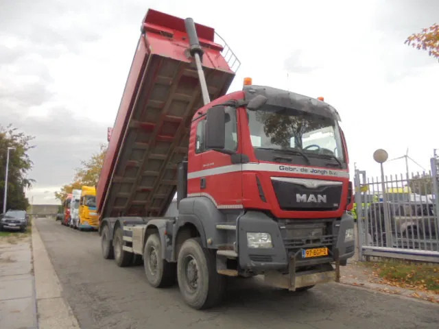 MAN TGS 41.440 8X8 NL TRUCK MANUAL GEARBOX - Volquete camión: foto 3 MAN TGS 41.440 8X8 NL TRUCK MANUAL GEARBOX - Volquete camión: foto 3