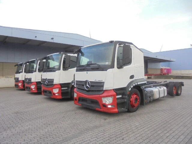 Mercedes-Benz ACTROS 2340 LL 6X2 KASSBOHRER - Portavehículos camión: foto 1 Mercedes-Benz ACTROS 2340 LL 6X2 KASSBOHRER - Portavehículos camión: foto 1