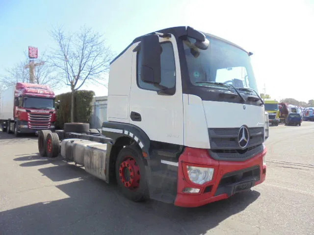 Mercedes-Benz Actros 2340 LL - Portavehículos camión: foto 3 Mercedes-Benz Actros 2340 LL - Portavehículos camión: foto 3