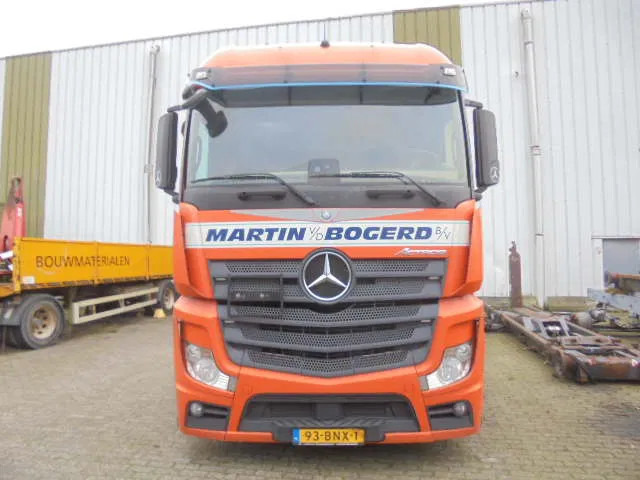 Mercedes-Benz Actros 2542 LS 6X2 ENGINE BROKE - Portacontenedore/ Intercambiable camión: foto 2 Mercedes-Benz Actros 2542 LS 6X2 ENGINE BROKE - Portacontenedore/ Intercambiable camión: foto 2