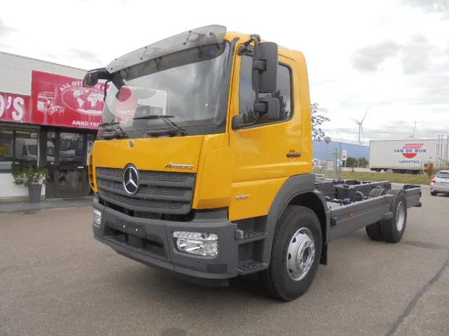 Mercedes-Benz Atego 1518 NEW DEMO MET FABRIEKS GARANTIE - Chasis camión: foto 1 Mercedes-Benz Atego 1518 NEW DEMO MET FABRIEKS GARANTIE - Chasis camión: foto 1