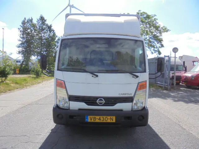Nissan Cabstar 35.14 - Furgoneta: foto 2 Nissan Cabstar 35.14 - Furgoneta: foto 2