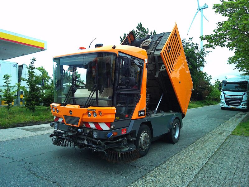 Ravo 580 580 NL MACHINE - Barredora vial: foto 1 Ravo 580 580 NL MACHINE - Barredora vial: foto 1