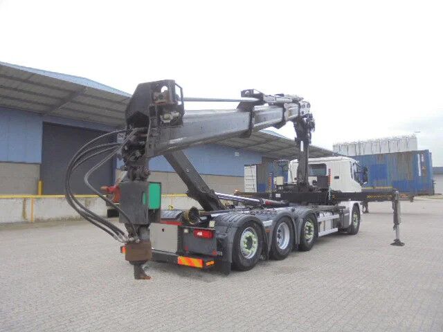 Scania P370 8X2 HAAK + KRAAN NL TRUCK LOW KM - Multibasculante camión, Camión grúa: foto 4 Scania P370 8X2 HAAK + KRAAN NL TRUCK LOW KM - Multibasculante camión, Camión grúa: foto 4