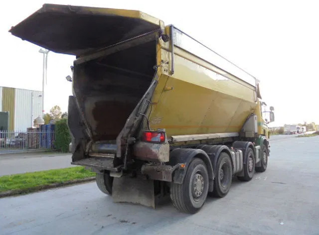 Scania P400 8X2 ASFALT - Volquete camión: foto 4 Scania P400 8X2 ASFALT - Volquete camión: foto 4
