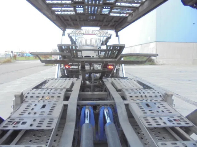 Scania P410 METAGO SUPERTRANS - Portavehículos camión: foto 5 Scania P410 METAGO SUPERTRANS - Portavehículos camión: foto 5