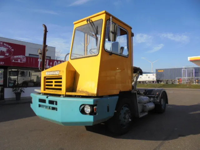 Terberg YT NL TRUCK - Tractor industrial: foto 1 Terberg YT NL TRUCK - Tractor industrial: foto 1