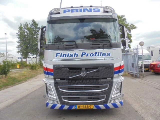 Volvo FH 420 6X2 NL TRUCK - Camión grúa: foto 4 Volvo FH 420 6X2 NL TRUCK - Camión grúa: foto 4