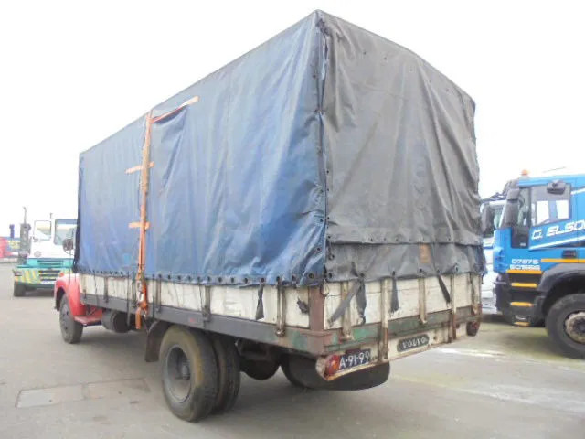 Volvo L 465 - Camión lona: foto 5 Volvo L 465 - Camión lona: foto 5
