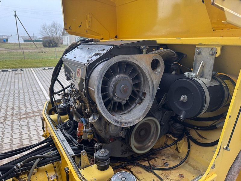 Compactador mixto Bomag BW 161 AC: foto 16