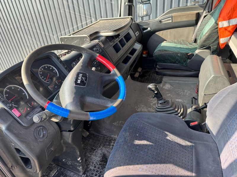 MAN TGA 410, manual pump, tipping gear - Cabeza tractora: foto 5 MAN TGA 410, manual pump, tipping gear - Cabeza tractora: foto 5