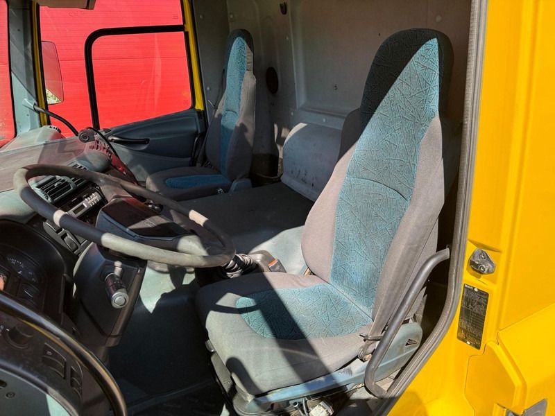 Volquete camión, Camión grúa DAF CF 65: foto 9