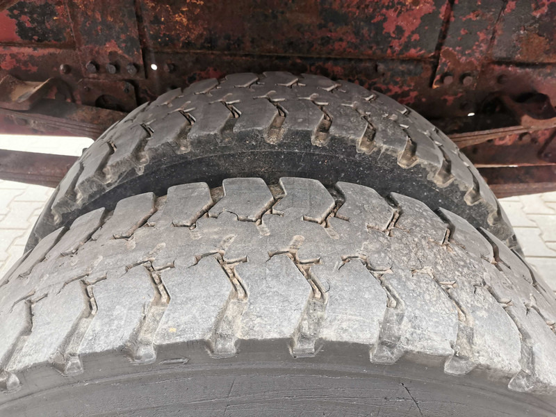 Volquete camión Iveco 180-24 dump truck: foto 11