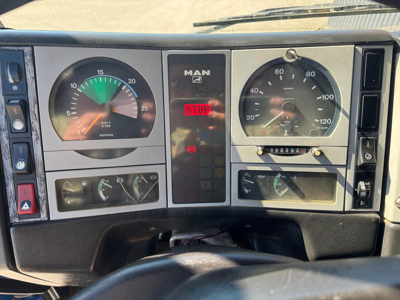 Volquete camión MAN 35.414: foto 8 Volquete camión MAN 35.414: foto 8