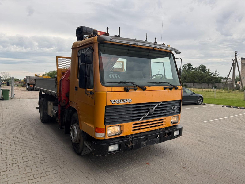 Volvo FL 10 + Palfinger PK 105 B - 3 - Volquete camión, Camión grúa: foto 2 Volvo FL 10 + Palfinger PK 105 B - 3 - Volquete camión, Camión grúa: foto 2