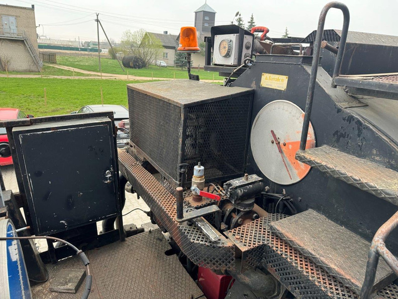 Cisterna camión para transporte de combustible Volvo N12 + bitum spreader semitrailer: foto 13