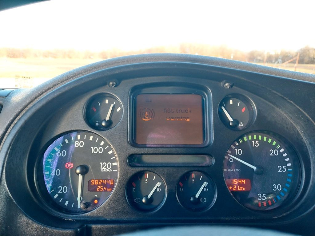 Camión lona DAF FA LF 45.220 E12 4x2: foto 20