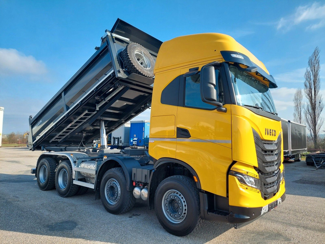 Iveco AS360X53Z Stralis X-WAY 8x4 Bordmatik - Volquete camión: foto 2 Iveco AS360X53Z Stralis X-WAY 8x4 Bordmatik - Volquete camión: foto 2
